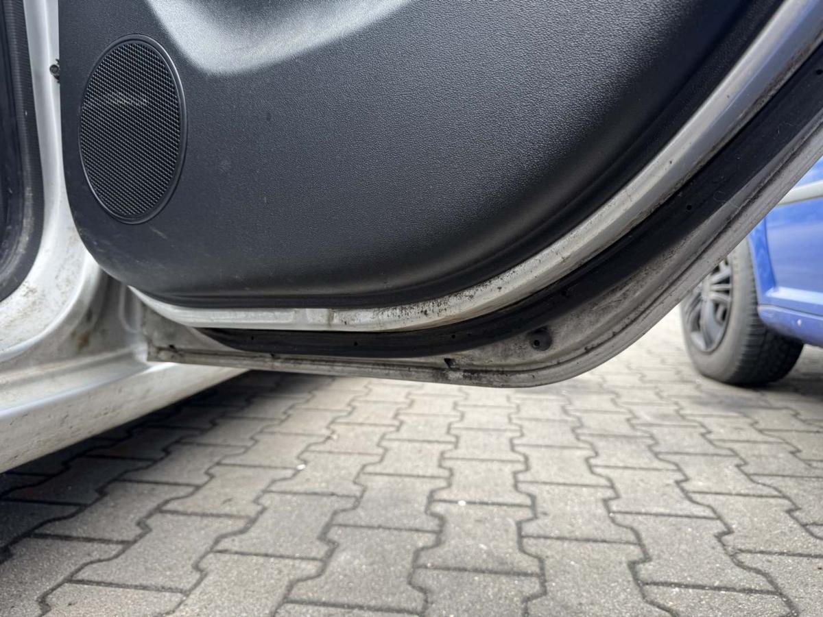 Hyundai I10 PA original T&uuml;r hinten rechts HD Sleek Silver Bj.2010
